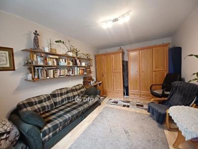 Eladó családi ház Eger