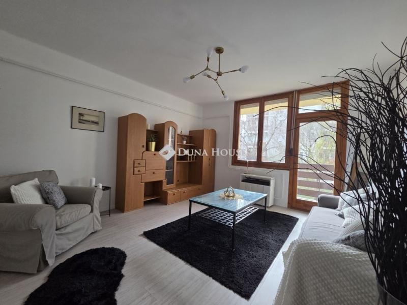 Eladó lakás Törökszentmiklós