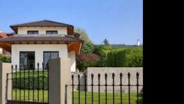 Eladó családi ház Szentendre