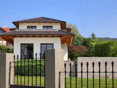 Eladó családi ház Szentendre