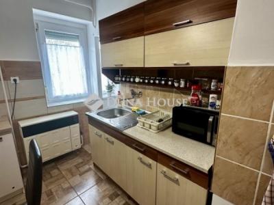 Eladó lakás Komló