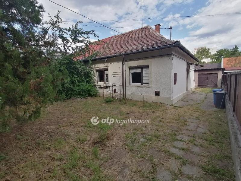 Eladó ikerház Debrecen