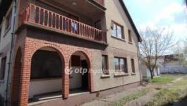 Eladó családi ház Jászberény