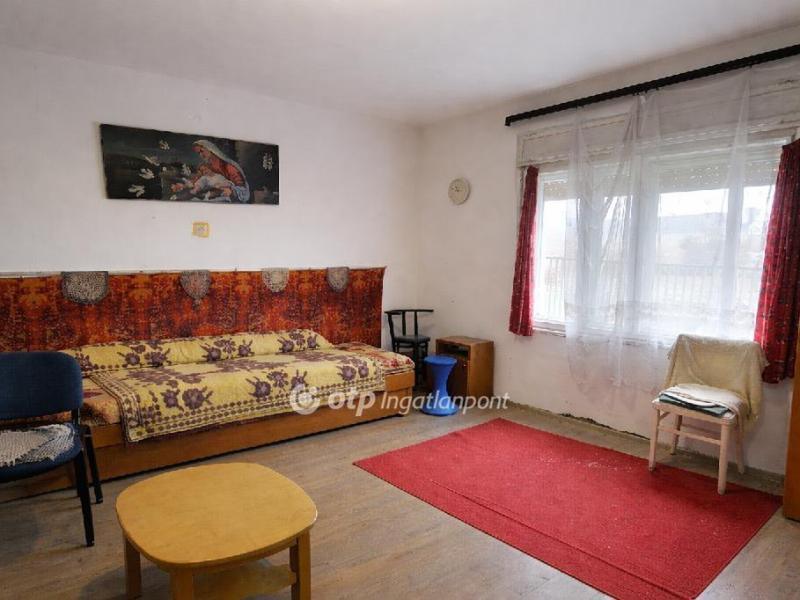 Eladó családi ház Ravazd