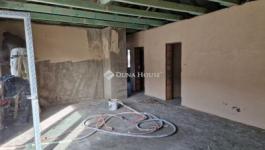 Eladó családi ház Monor