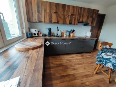 Eladó családi ház Monor