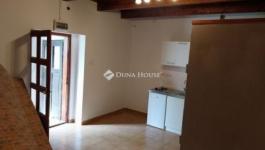 Eladó családi ház Péteri