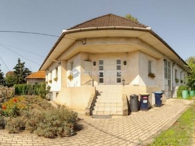 Eladó családi ház Budapest