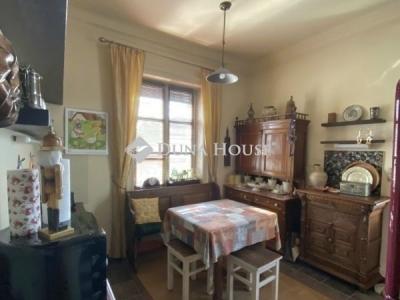 Eladó családi ház Budapest