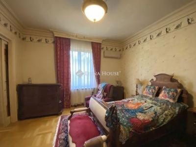 Eladó családi ház Budapest