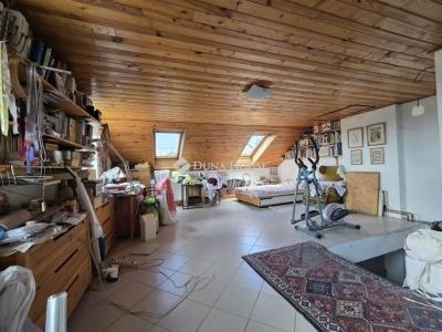 Eladó családi ház Budapest