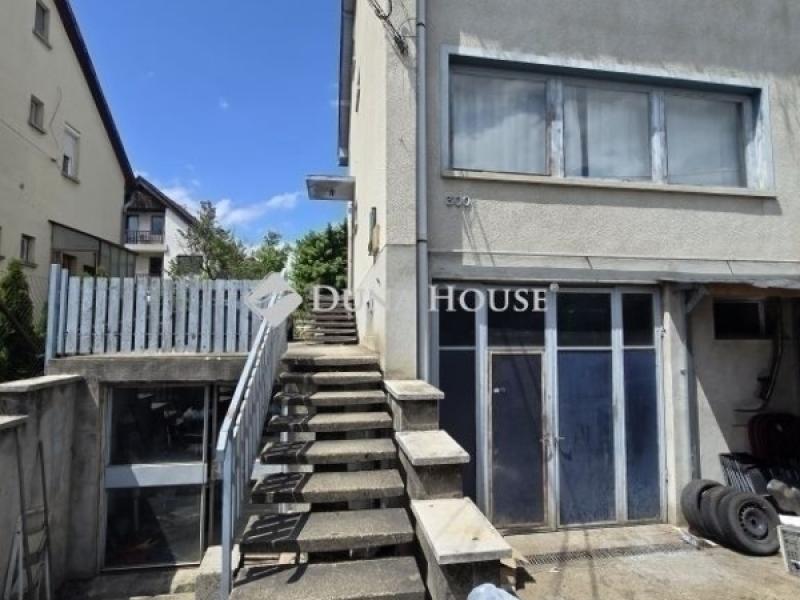 Eladó családi ház Budapest