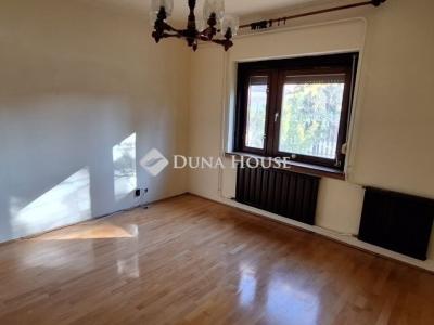 Eladó családi ház Budapest