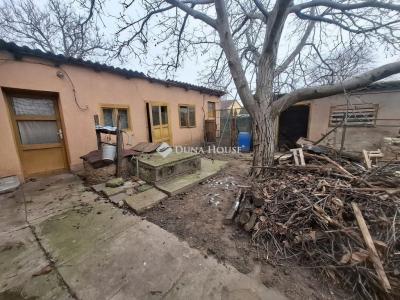 Eladó családi ház Gyál