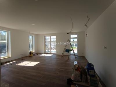 Eladó családi ház Őrbottyán