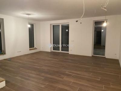 Eladó családi ház Őrbottyán