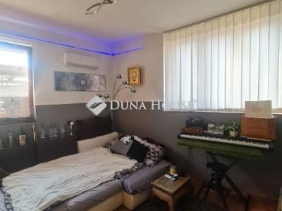 Eladó családi ház Budapest