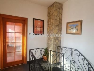 Eladó családi ház Budapest