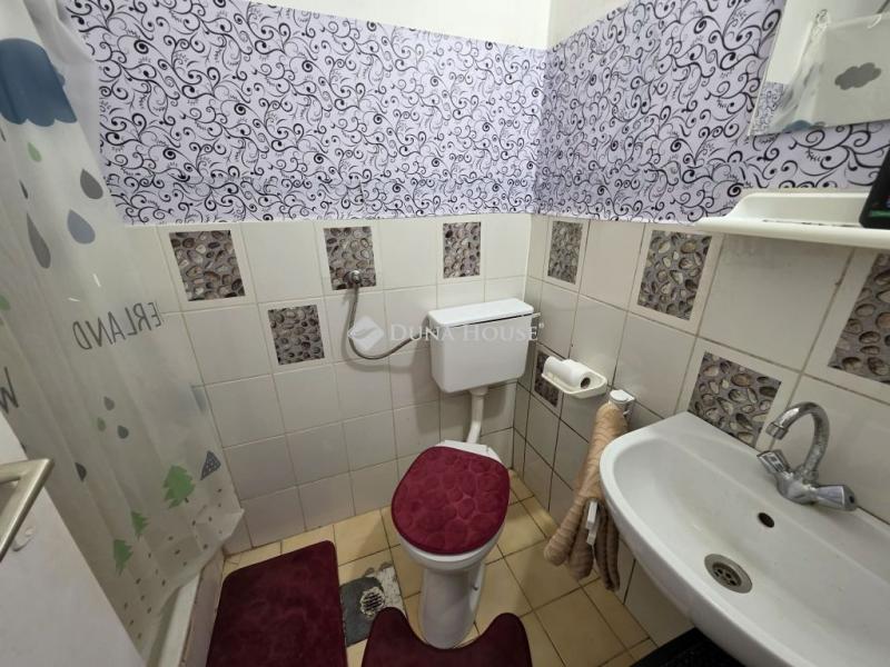 Eladó lakás Tiszafüred