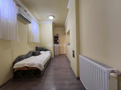 Eladó családi ház Tiszacsege