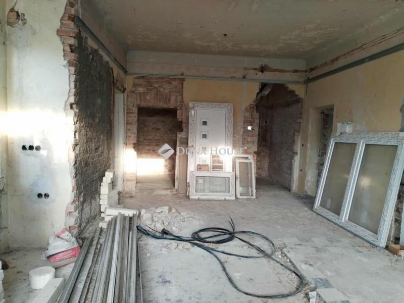 Eladó családi ház Füzesabony