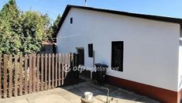 Eladó családi ház Szentes