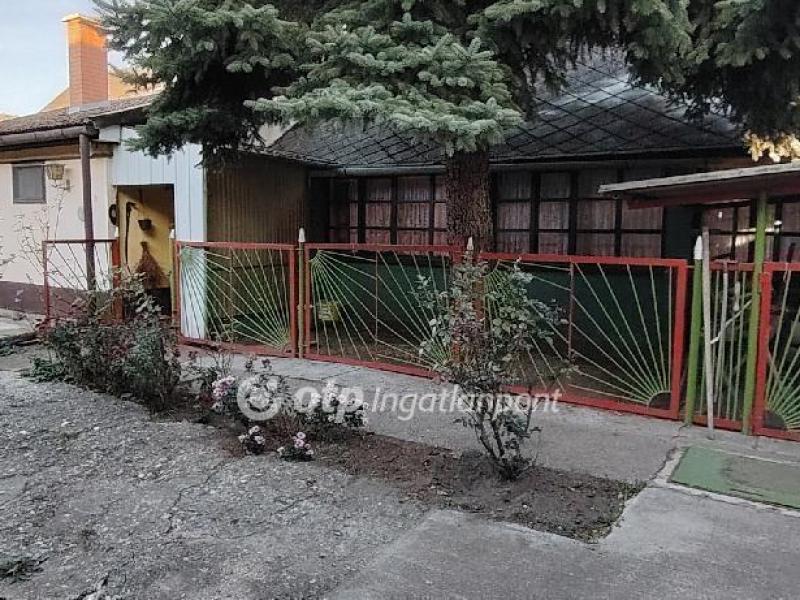 Eladó családi ház Orosháza