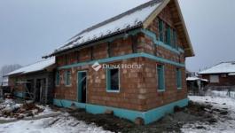 Eladó ikerház Monor