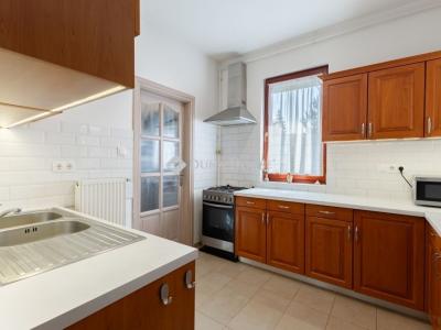 Eladó családi ház Budapest