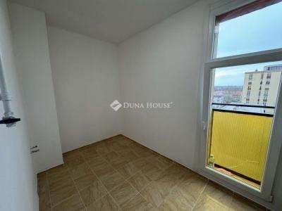 Eladó lakás Pécs