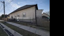 Eladó lakás Gyömrő