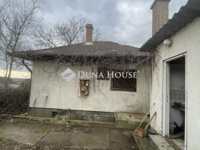 Eladó családi ház Ecser