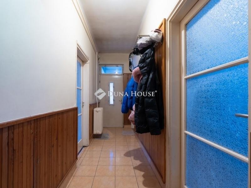 Eladó családi ház Nyergesújfalu