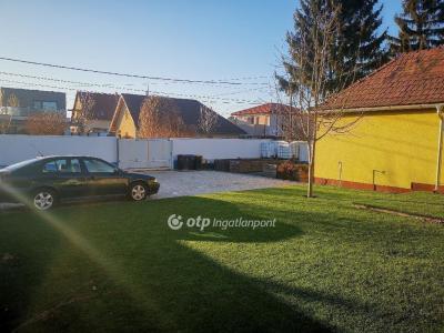 Eladó családi ház Budapest