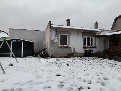 Eladó családi ház Budapest