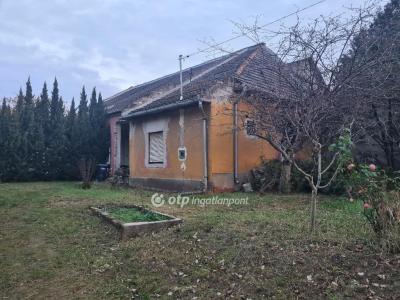 Eladó családi ház Budapest