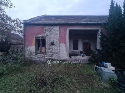 Eladó családi ház Budapest