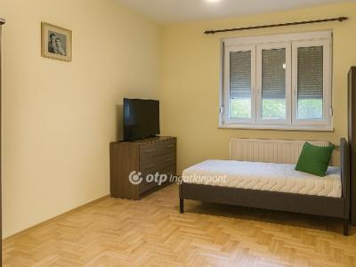 Eladó családi ház Budapest