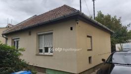 Eladó családi ház Budapest