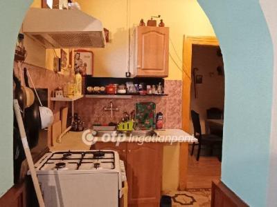 Eladó családi ház Budapest