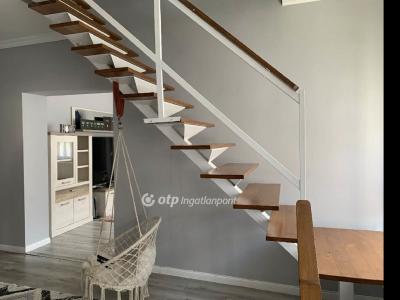 Eladó családi ház Cegléd