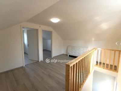 Eladó családi ház Érd