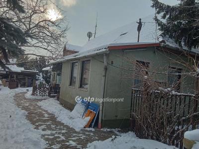 Eladó családi ház Érd