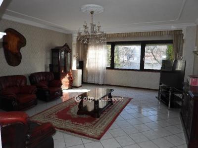 Eladó ikerház Budapest