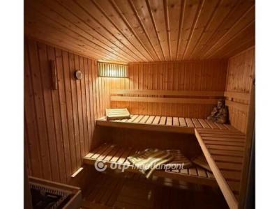 Eladó családi ház Biatorbágy