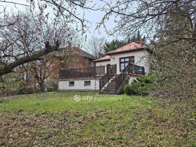Eladó családi ház Budapest