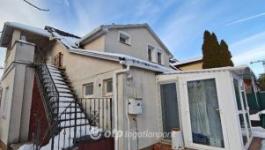 Eladó családi ház Budapest