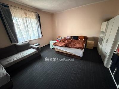 Eladó családi ház Budapest