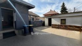 Eladó családi ház Budapest