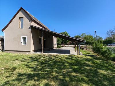Eladó családi ház Balatonszabadi